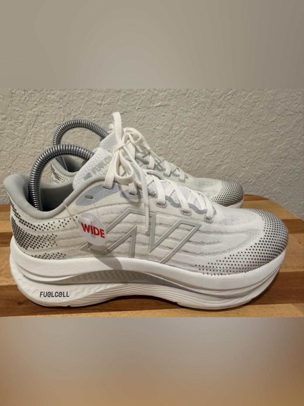 New Balance FuelCell Walker Elite